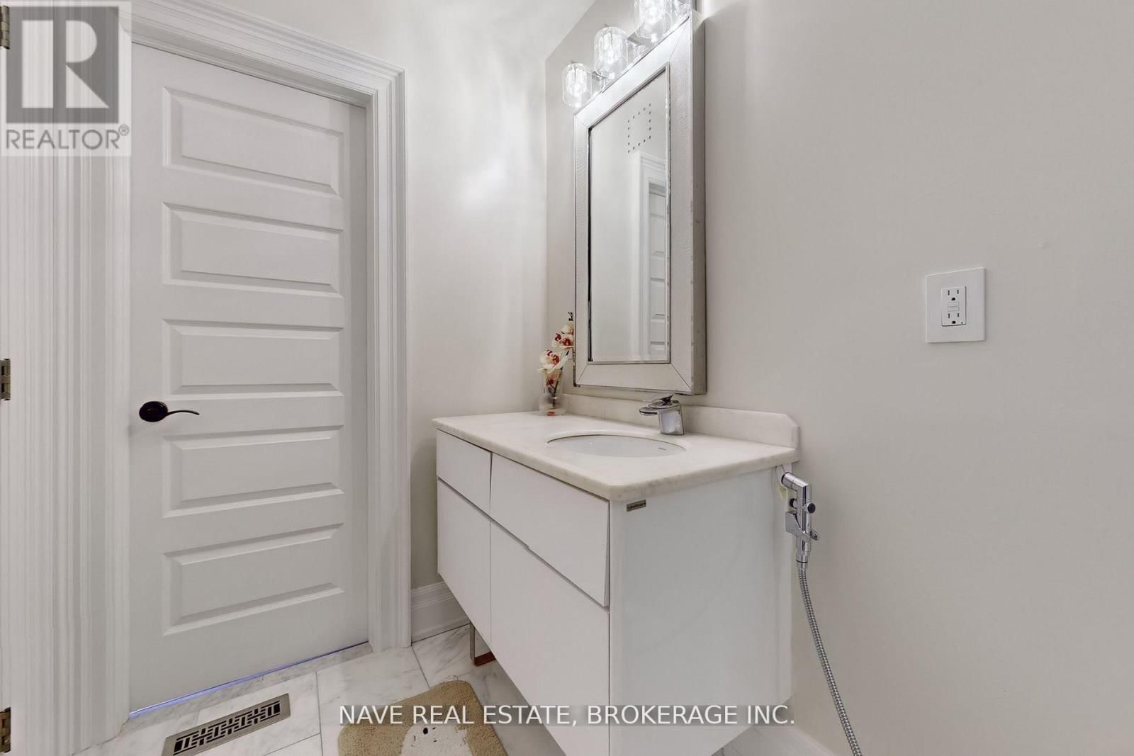 63 ELDERBERRY TRAIL Image 21