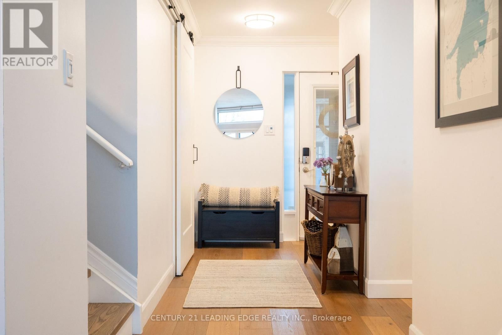 9 - 9 DAVY POINT CIRCLE Image 3