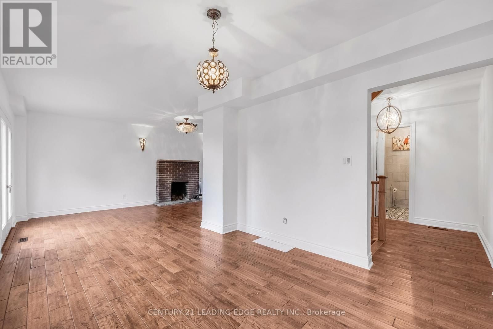 34 MITCHELL AVENUE Image 15