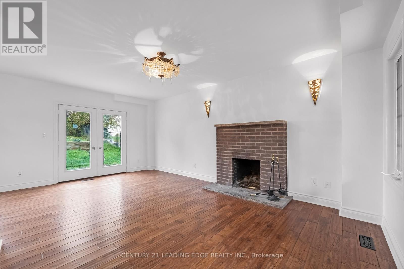 34 MITCHELL AVENUE Image 16