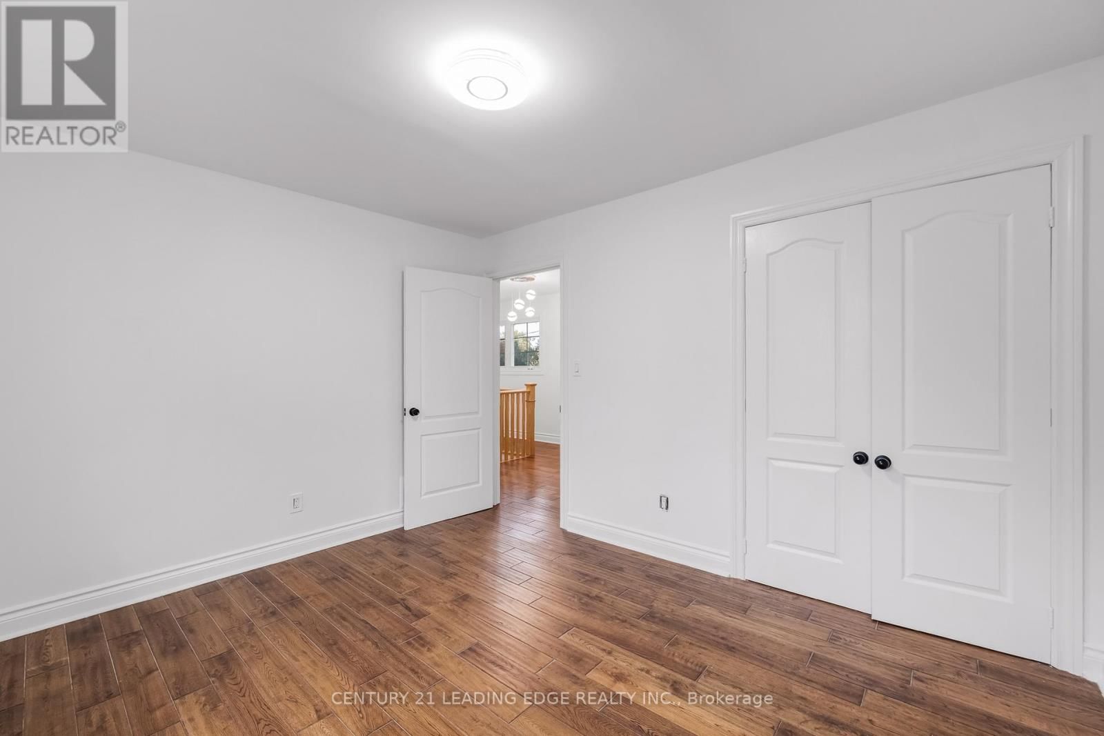 34 MITCHELL AVENUE Image 28