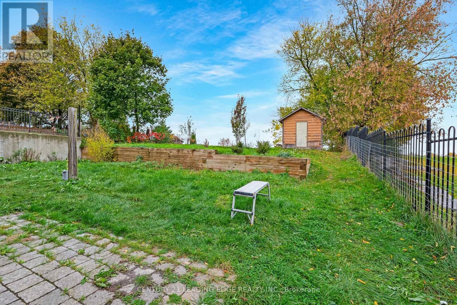 34 MITCHELL AVENUE Image 37