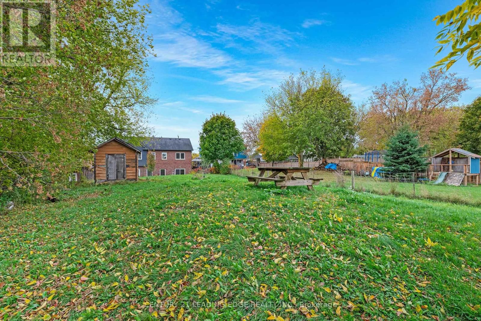 34 MITCHELL AVENUE Image 47