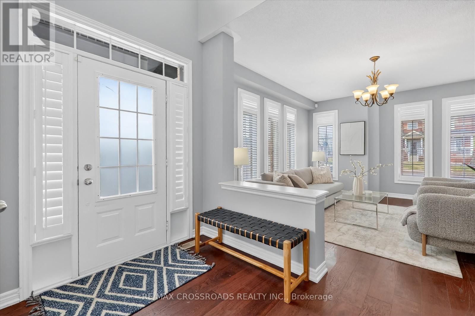 175 RIVERWALK DRIVE Image 10