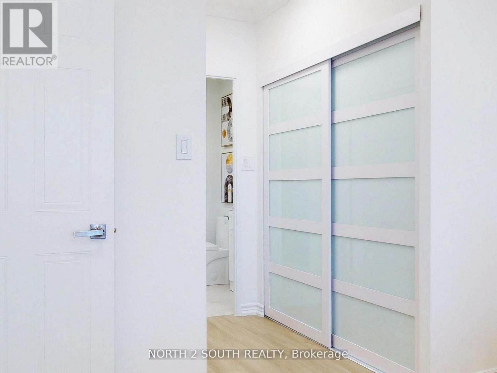 PH27 - 32 CLARISSA DRIVE WEST Image 16