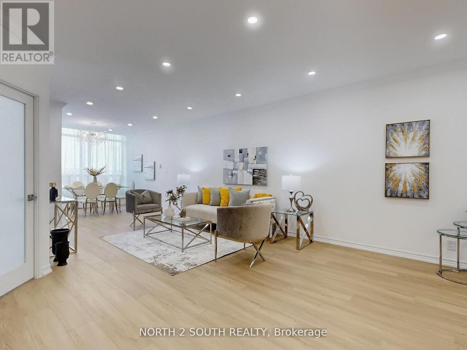 PH27 - 32 CLARISSA DRIVE WEST Image 3