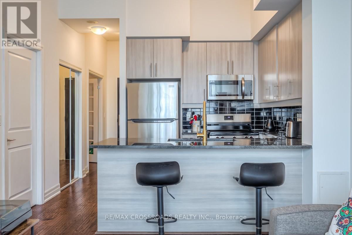 203 - 8110 BIRCHMOUNT ROAD Image 10