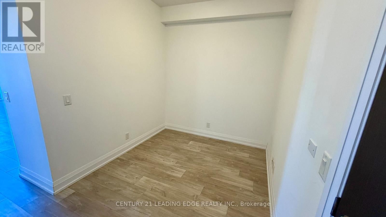 1019 - 7900 BATHURST STREET Image 7