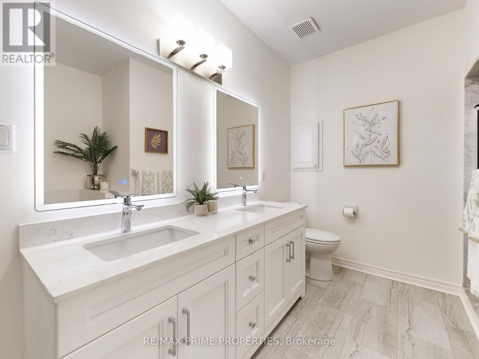 4 COLLEEN BAY WAY Image 18