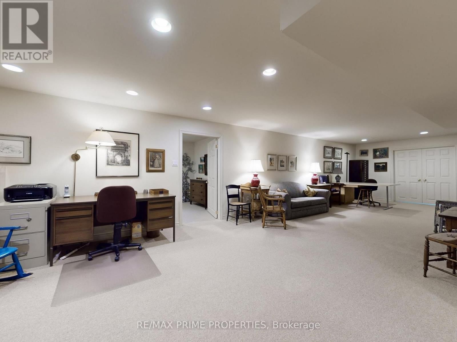 4 COLLEEN BAY WAY Image 30