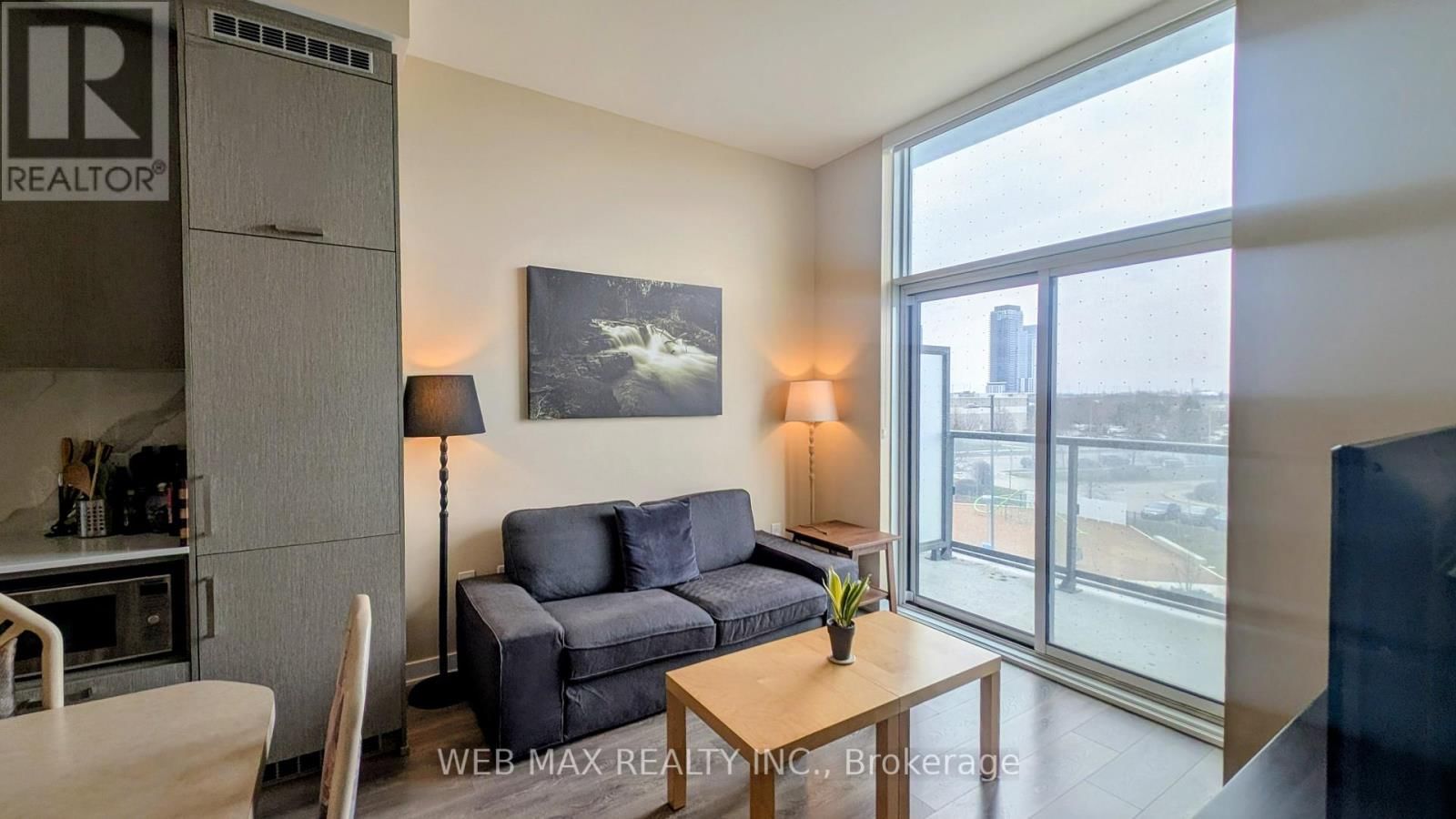 311 - 60 HONEYCRISP CRESCENT Image 13