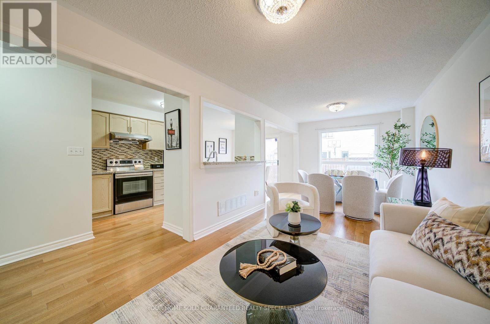 58 WARREN BRADLEY STREET Image 4