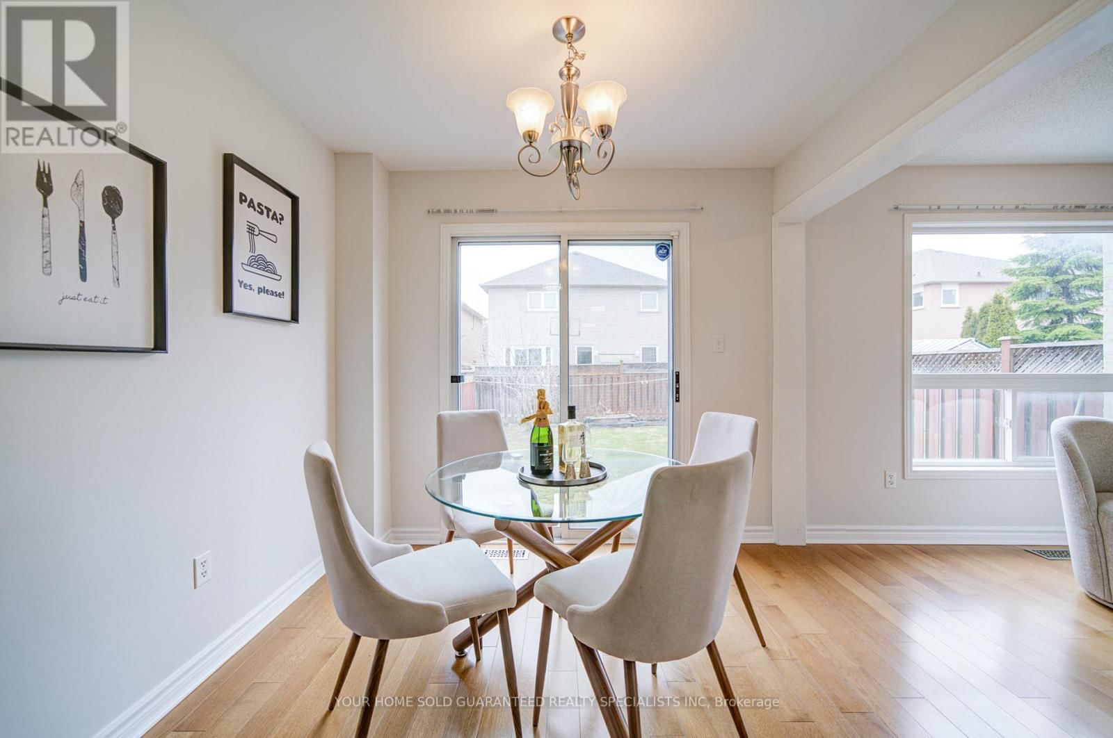 58 WARREN BRADLEY STREET Image 8