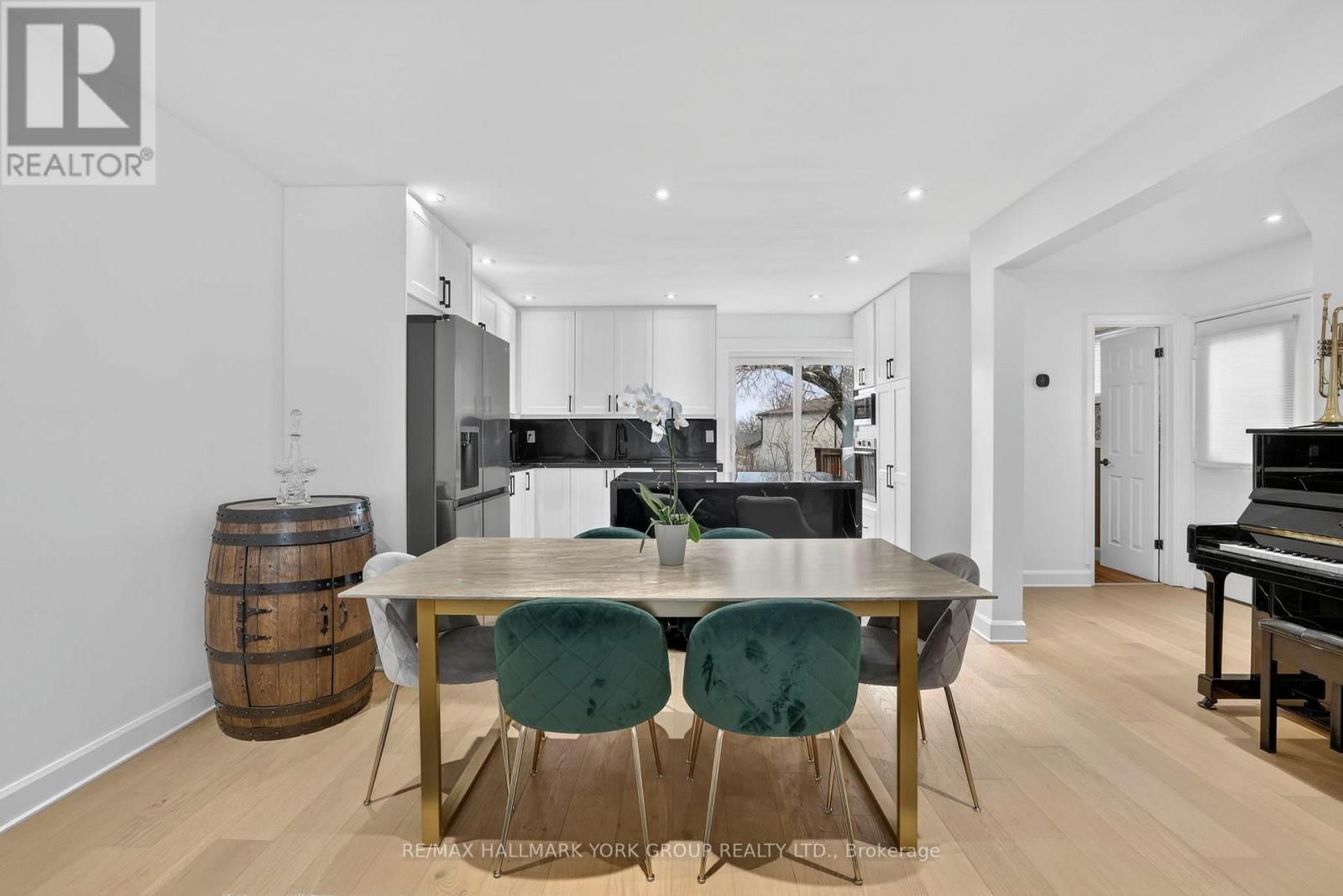 459 SANDFORD STREET Image 4