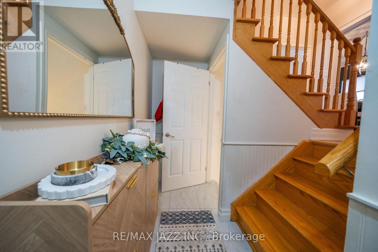 550 BERT BUDD AVENUE Image 36