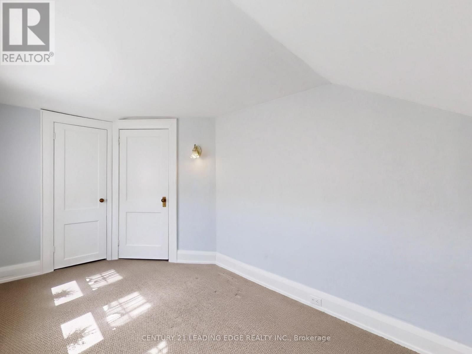 362 VICTORIA ROAD Image 27