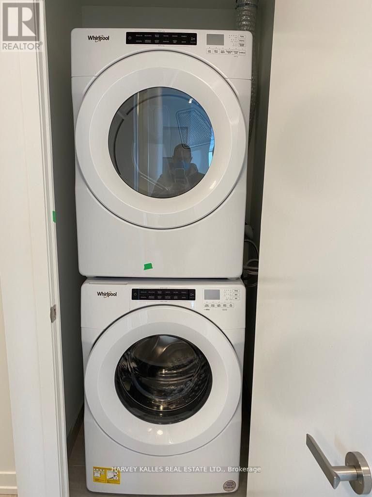 1808E - 8868 YONGE STREET Image 15