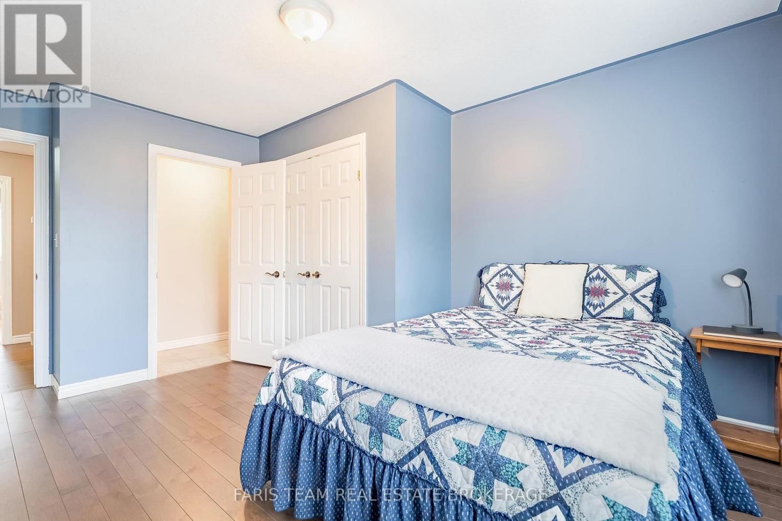 704 TRINITY STREET Image 22