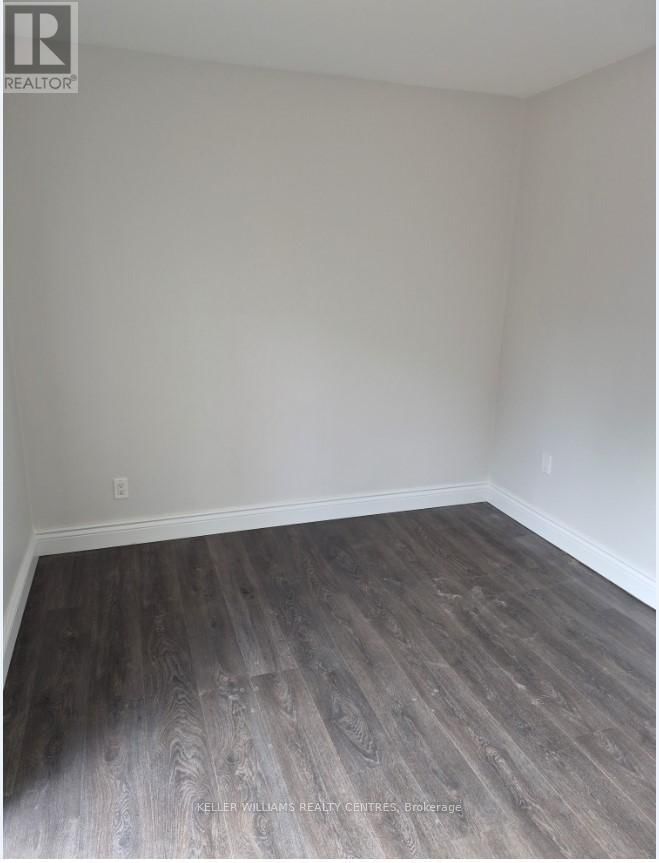 UPPER - 782 BOTANY HILL CRESCENT Image 13