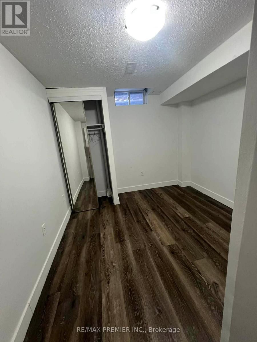 118 SOLWAY AVENUE Image 3