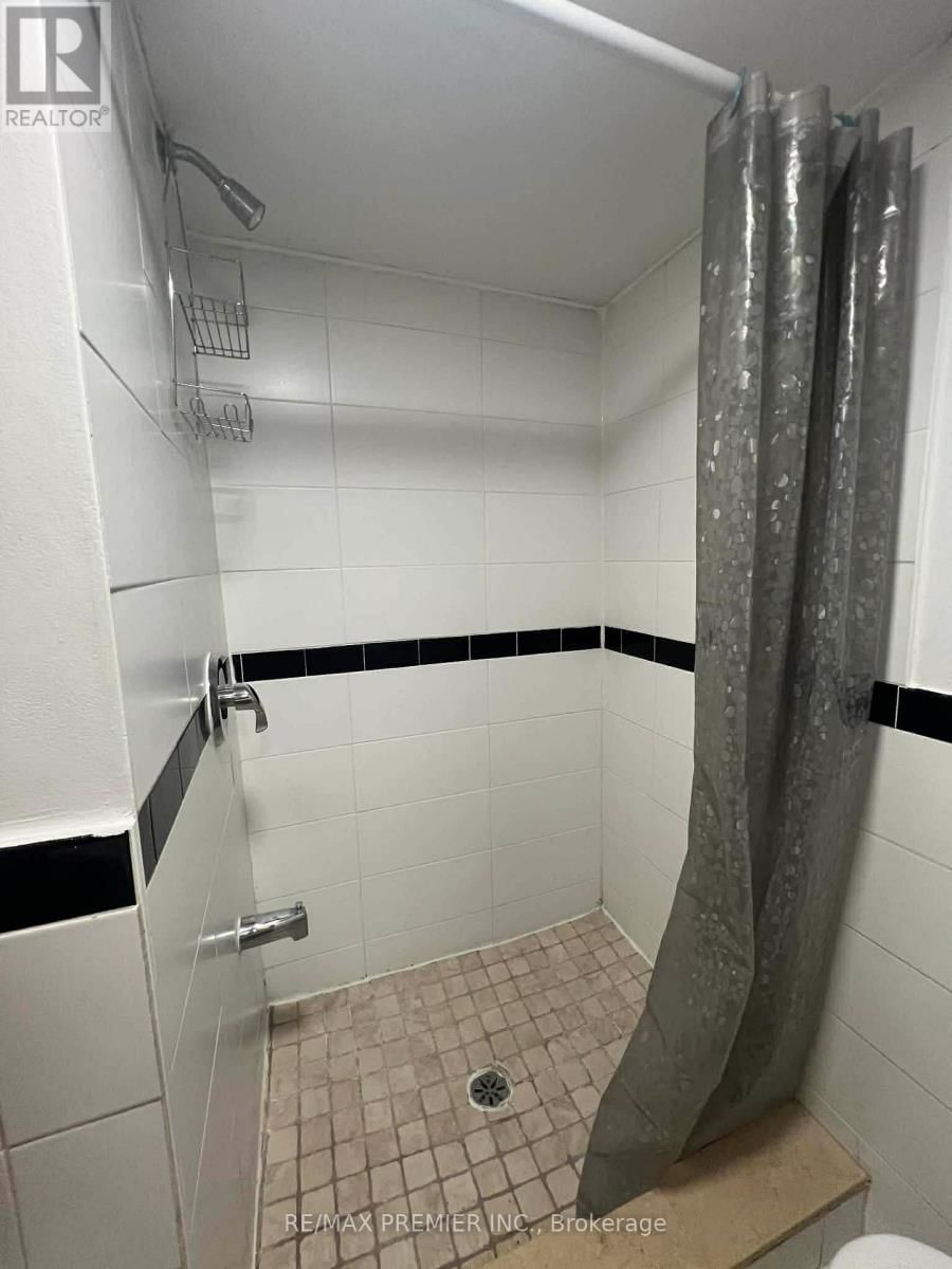 118 SOLWAY AVENUE Image 5