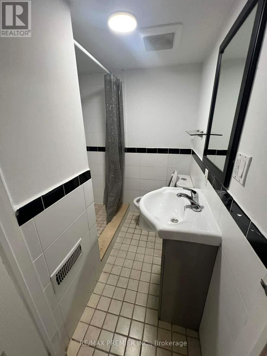 118 SOLWAY AVENUE Image 6