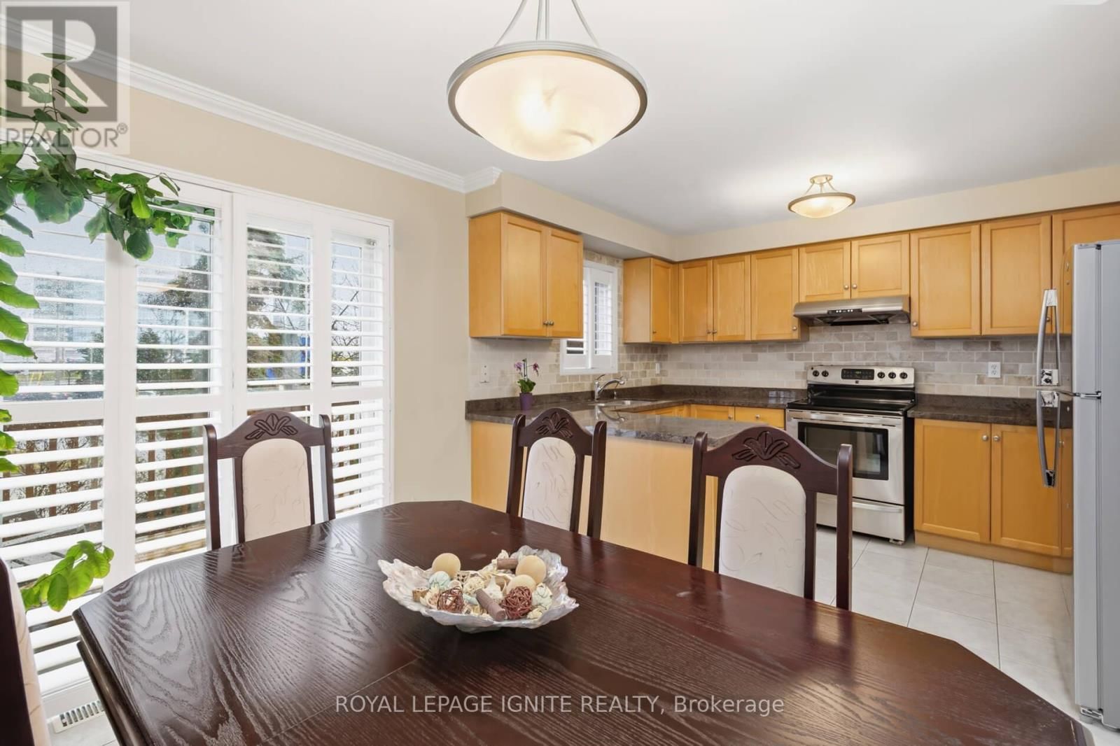 37 - 19 FOXCHASE AVENUE Image 13