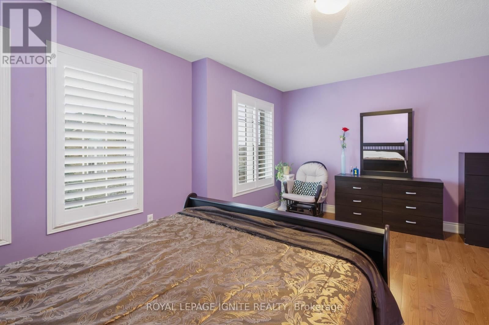 37 - 19 FOXCHASE AVENUE Image 22