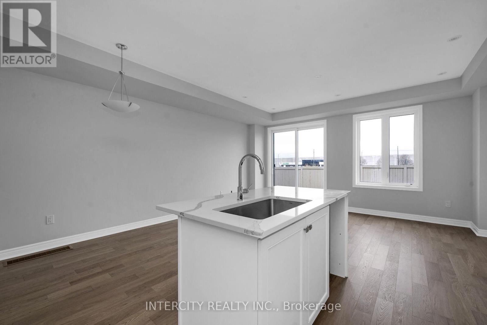 184 MUMBAI DRIVE Image 10