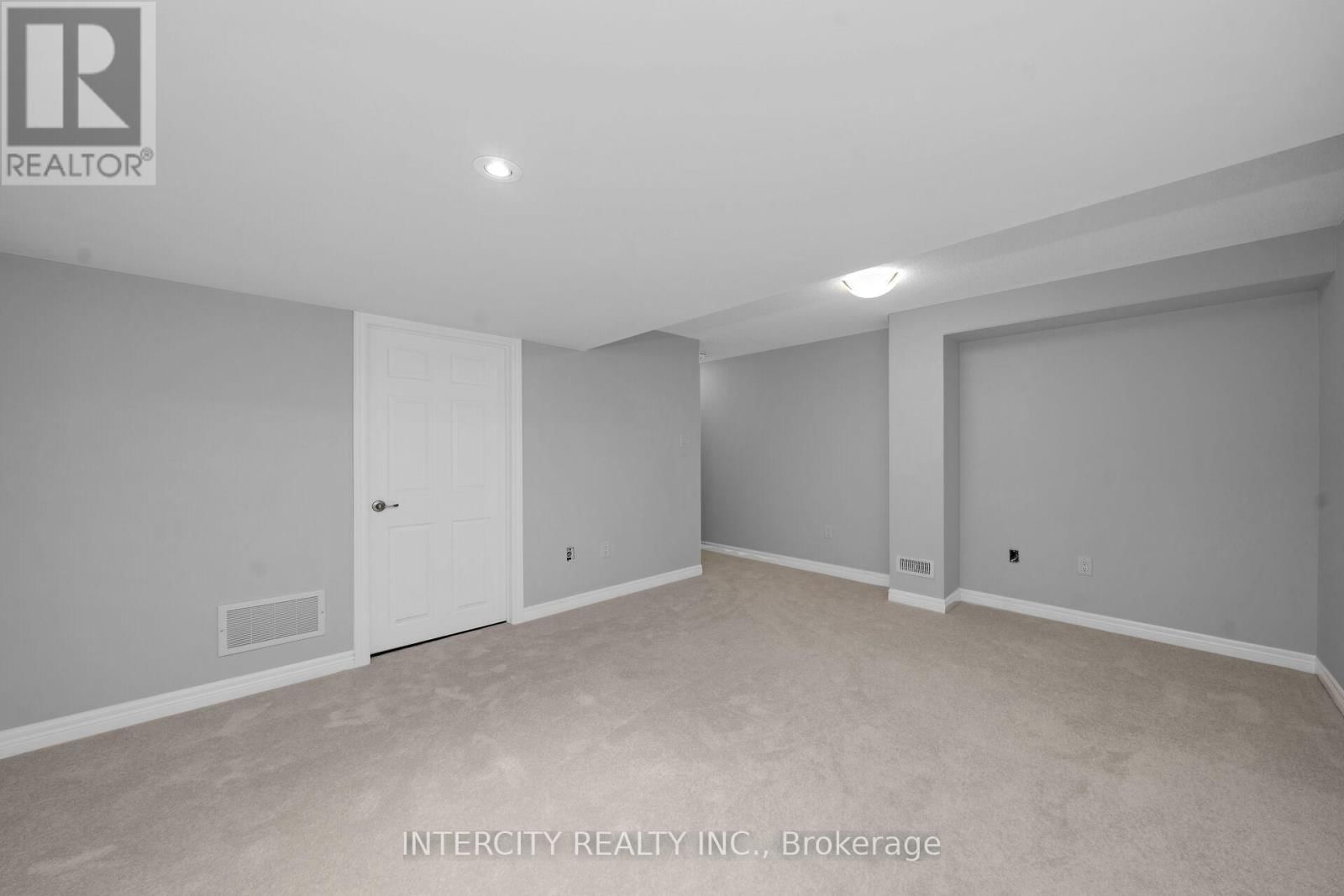 184 MUMBAI DRIVE Image 25