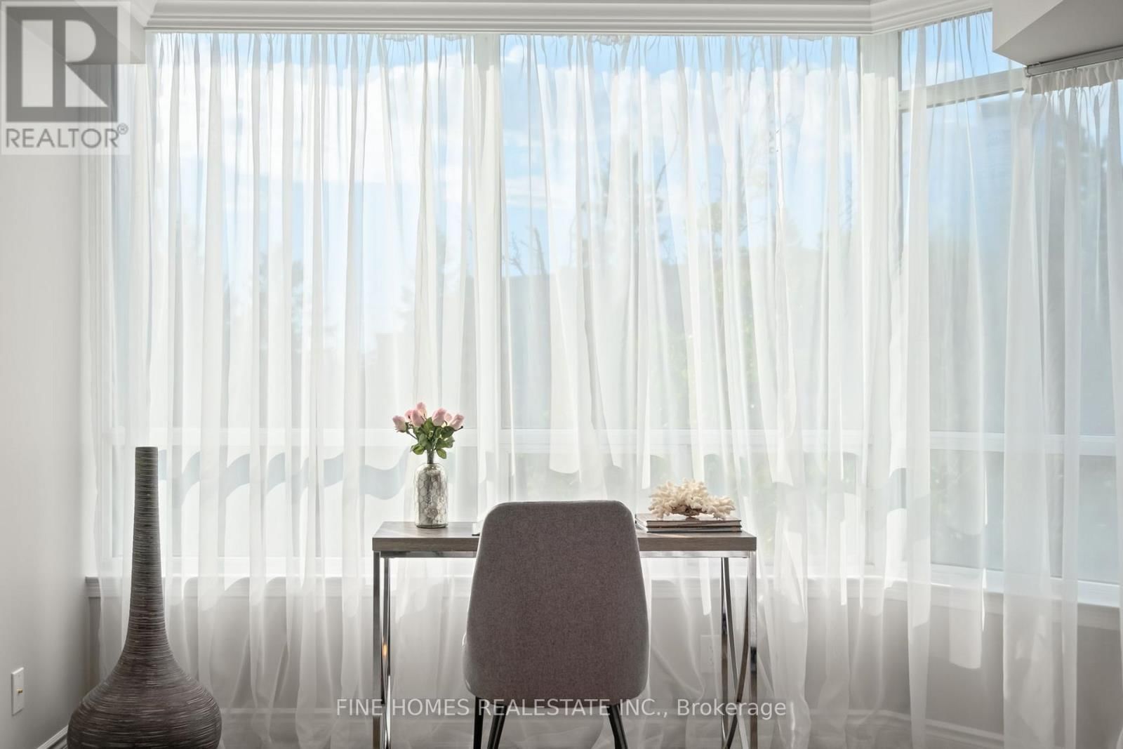 307 - 120 PROMENADE CIRCLE Image 18