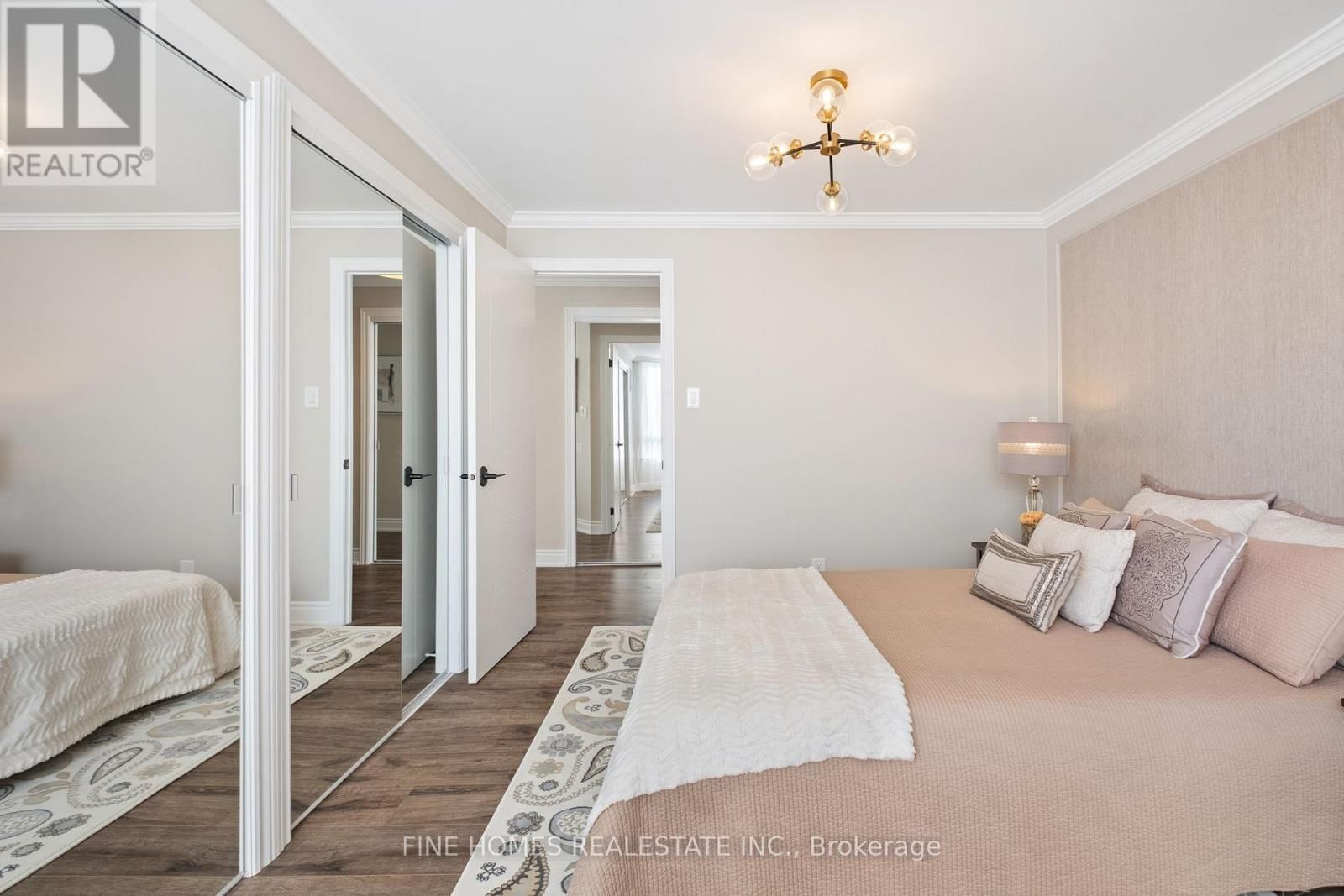 307 - 120 PROMENADE CIRCLE Image 22