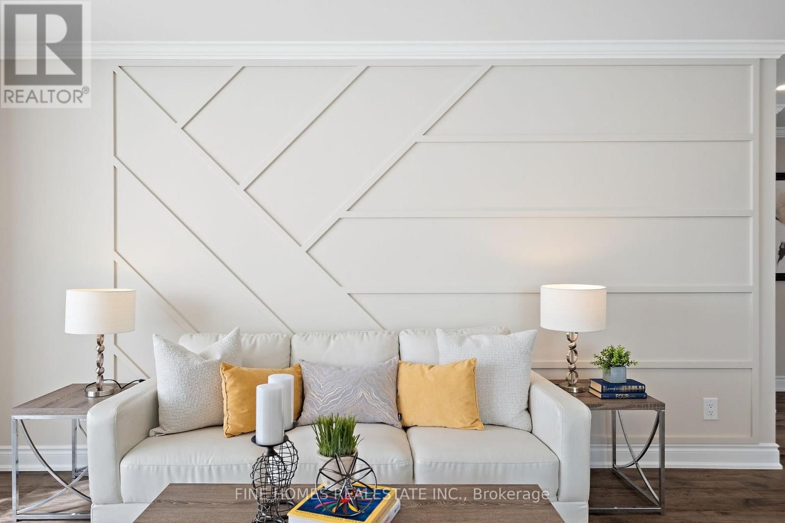 307 - 120 PROMENADE CIRCLE Image 5