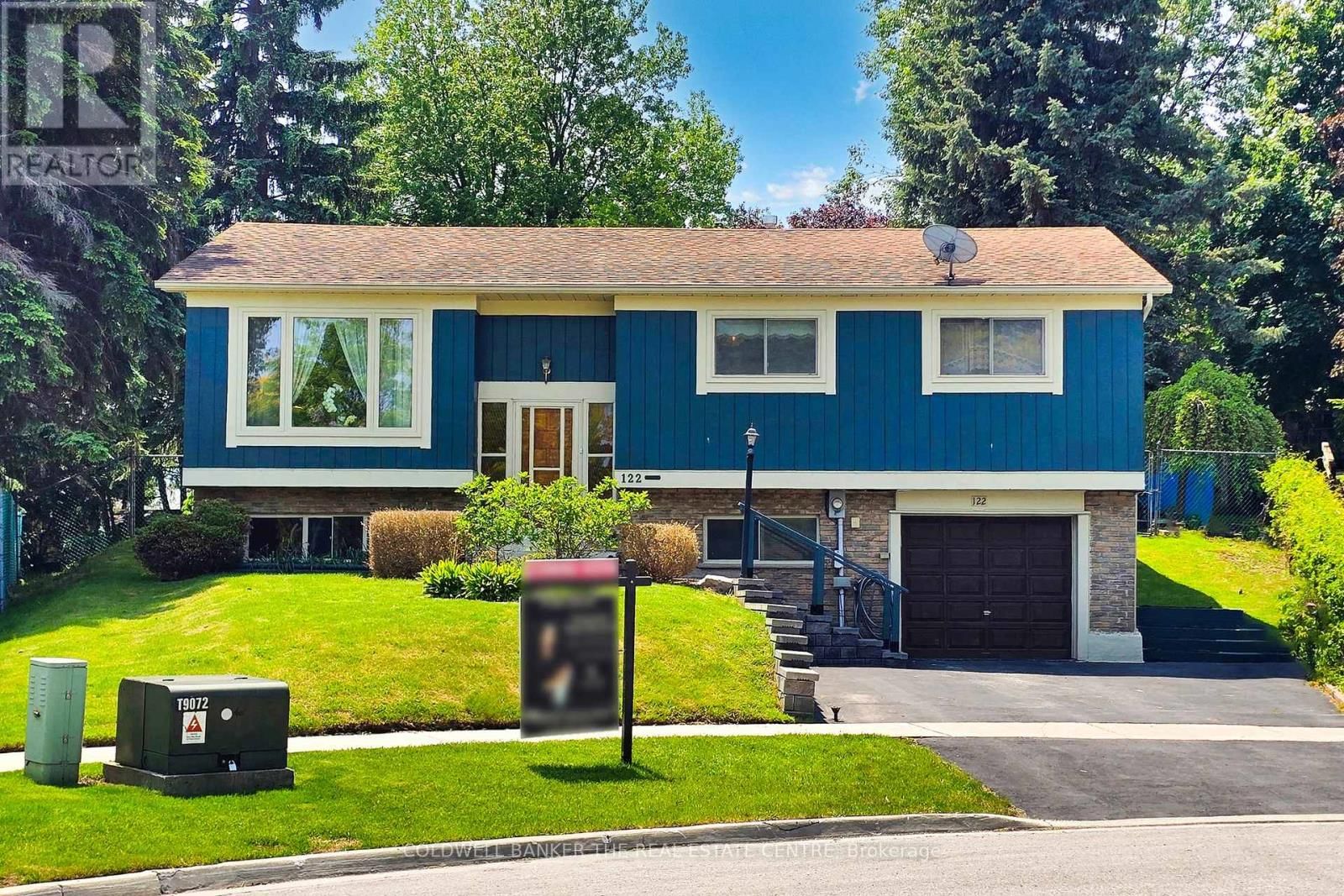 122 VALLEYVIEW CRESCENT WEST Image 1