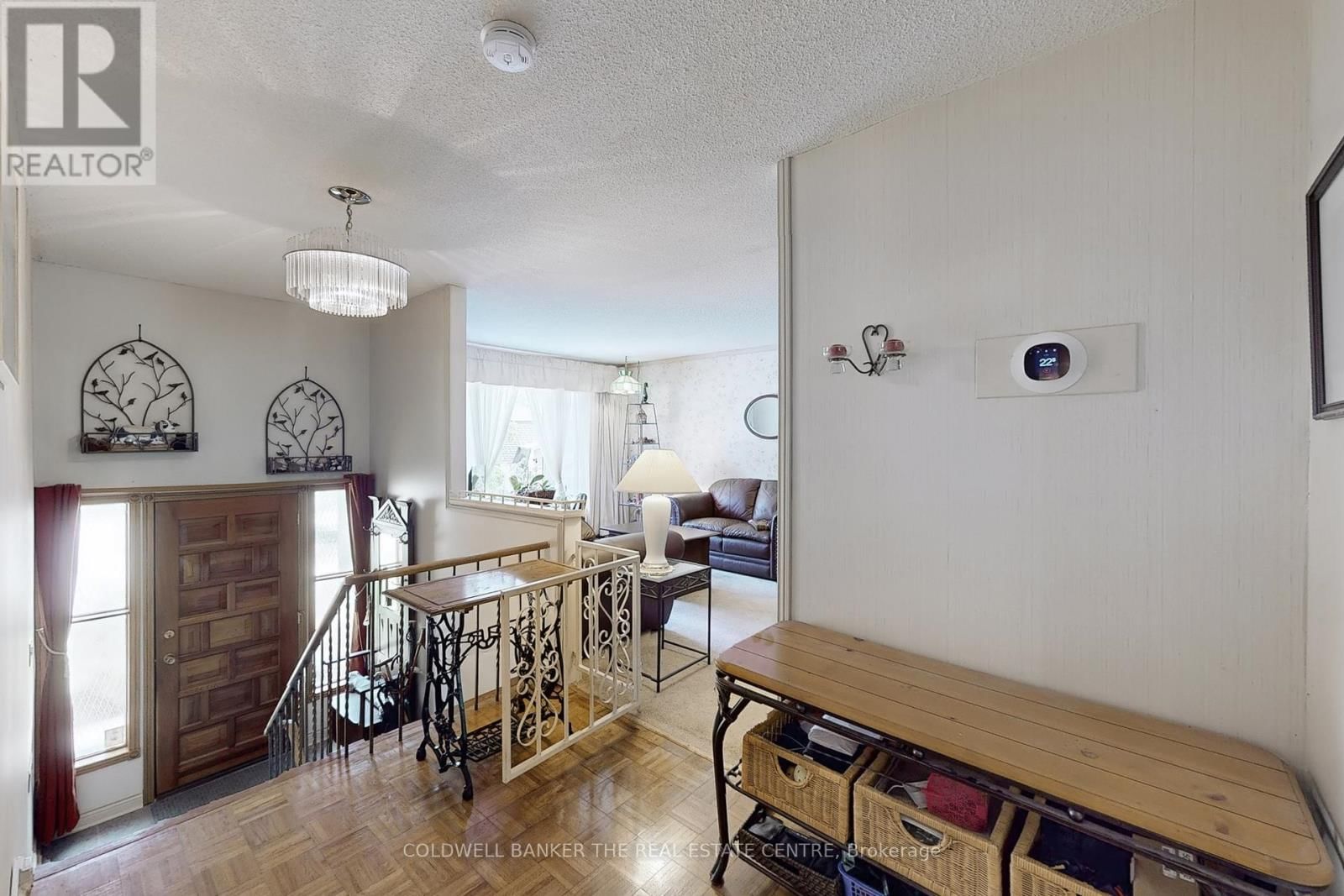 122 VALLEYVIEW CRESCENT WEST Image 16