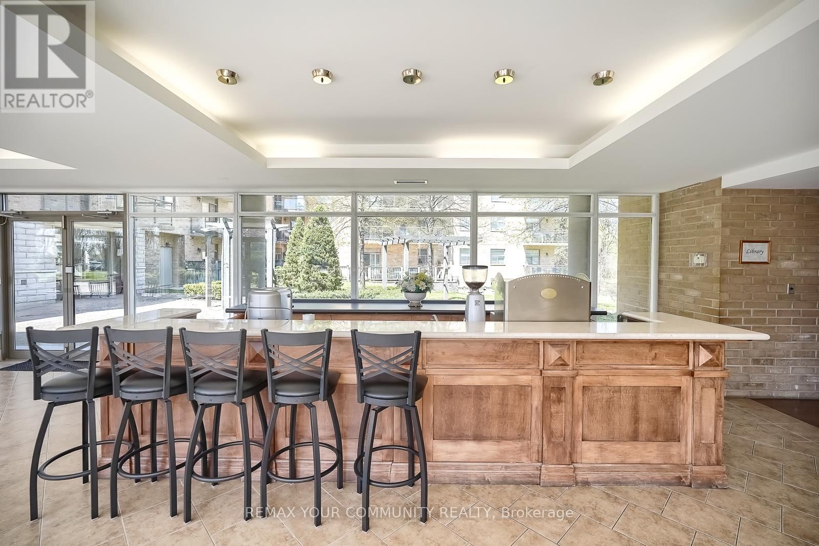 109 - 2502 RUTHERFORD ROAD Image 46