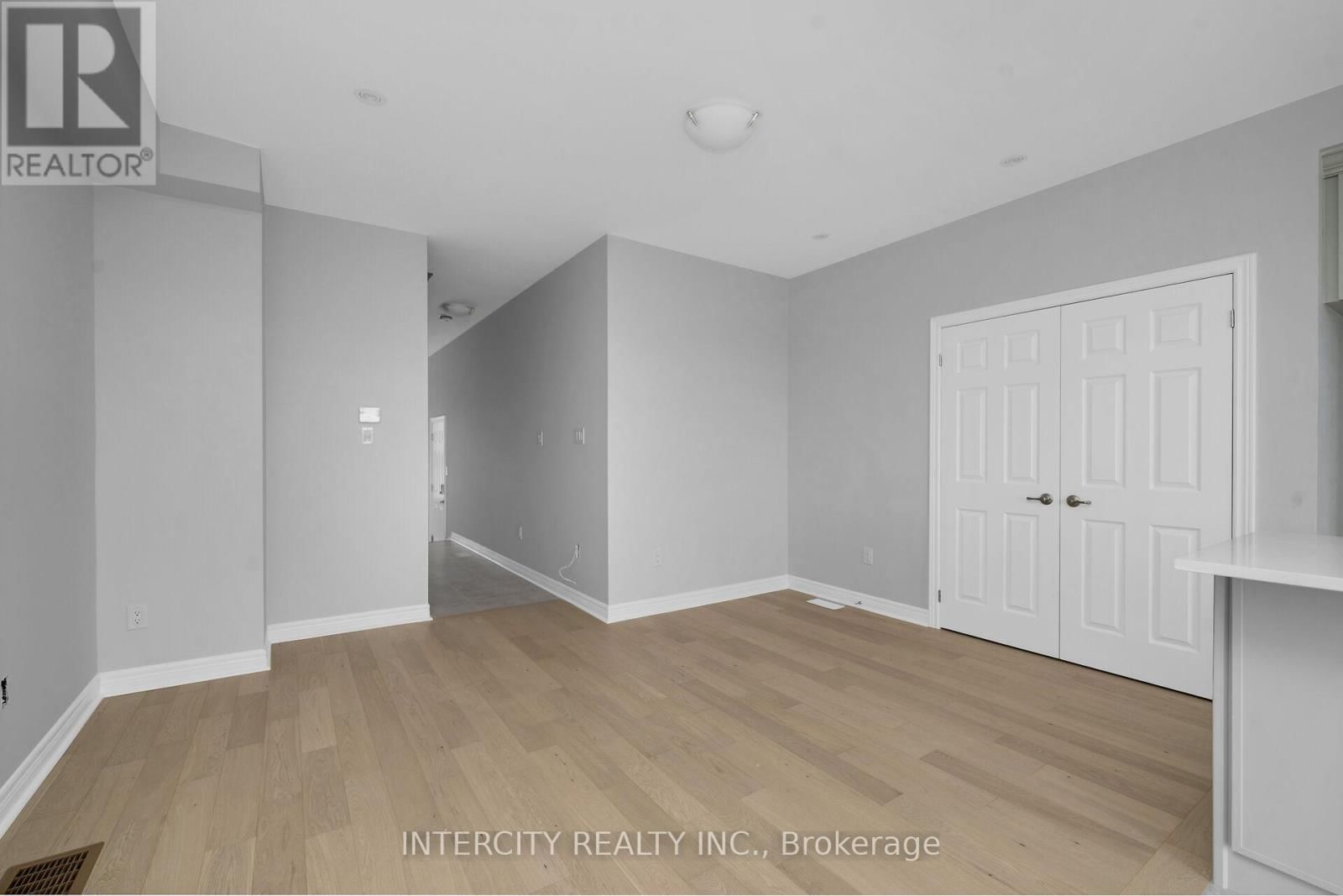 162 MUMBAI DRIVE Image 12