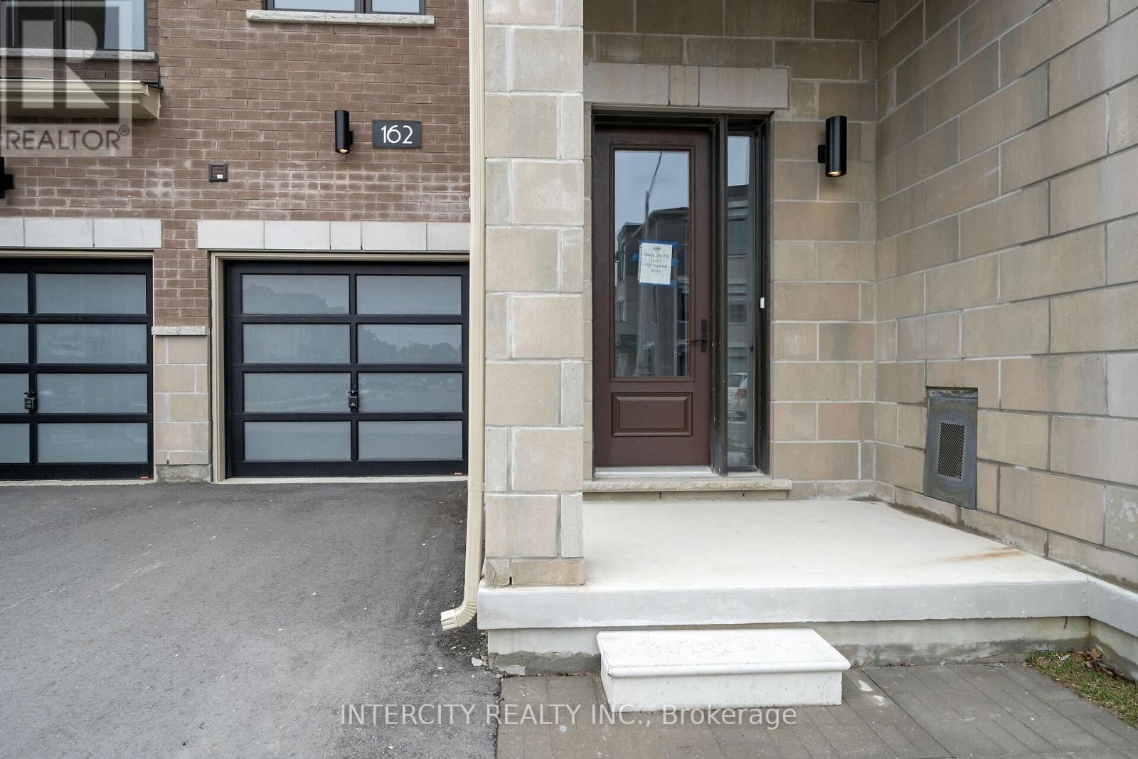 162 MUMBAI DRIVE Image 2