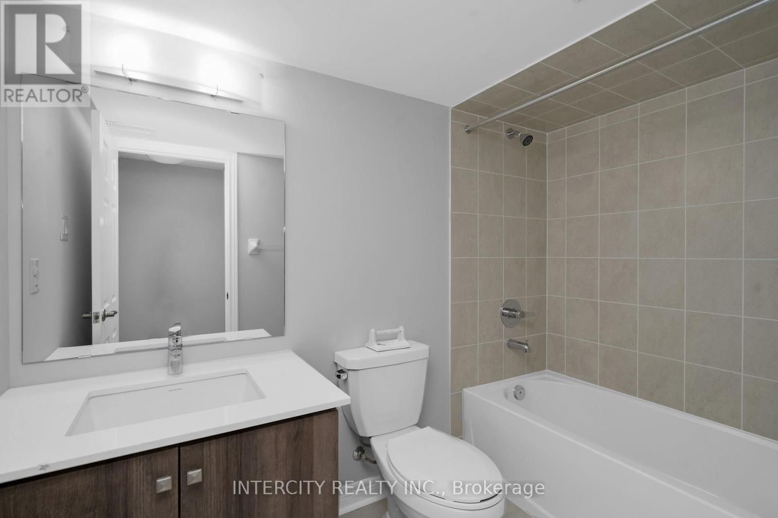 162 MUMBAI DRIVE Image 26