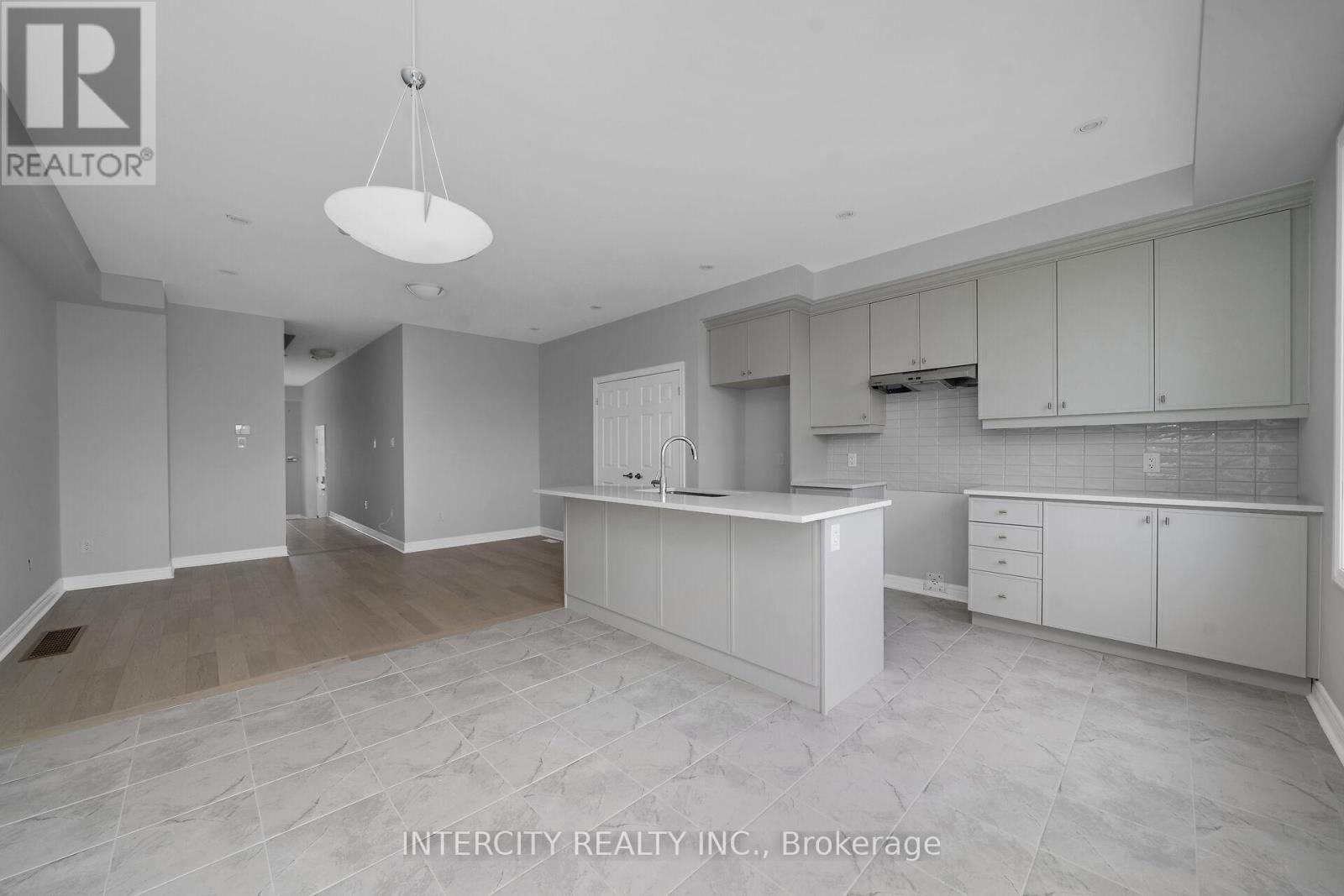 162 MUMBAI DRIVE Image 6