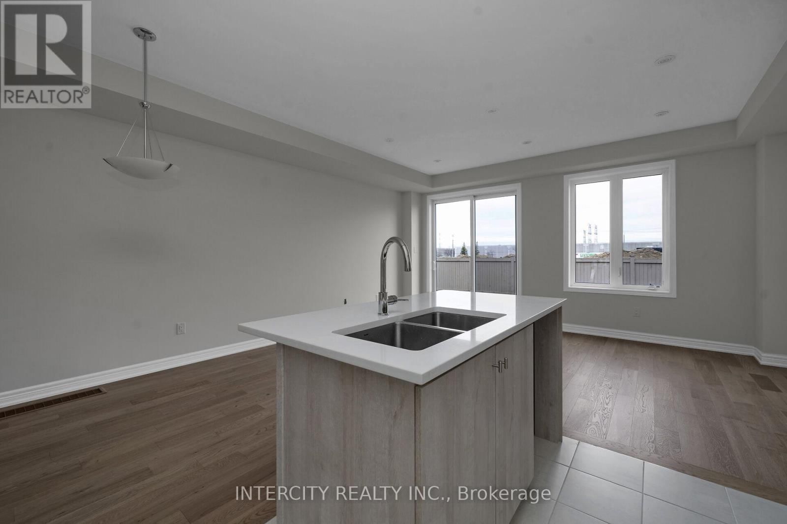 164 MUMBAI DRIVE Image 11