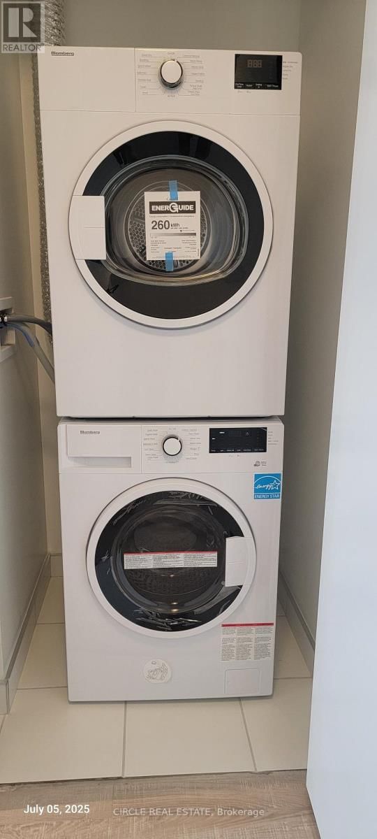 343 - 2075 KING ROAD Image 10