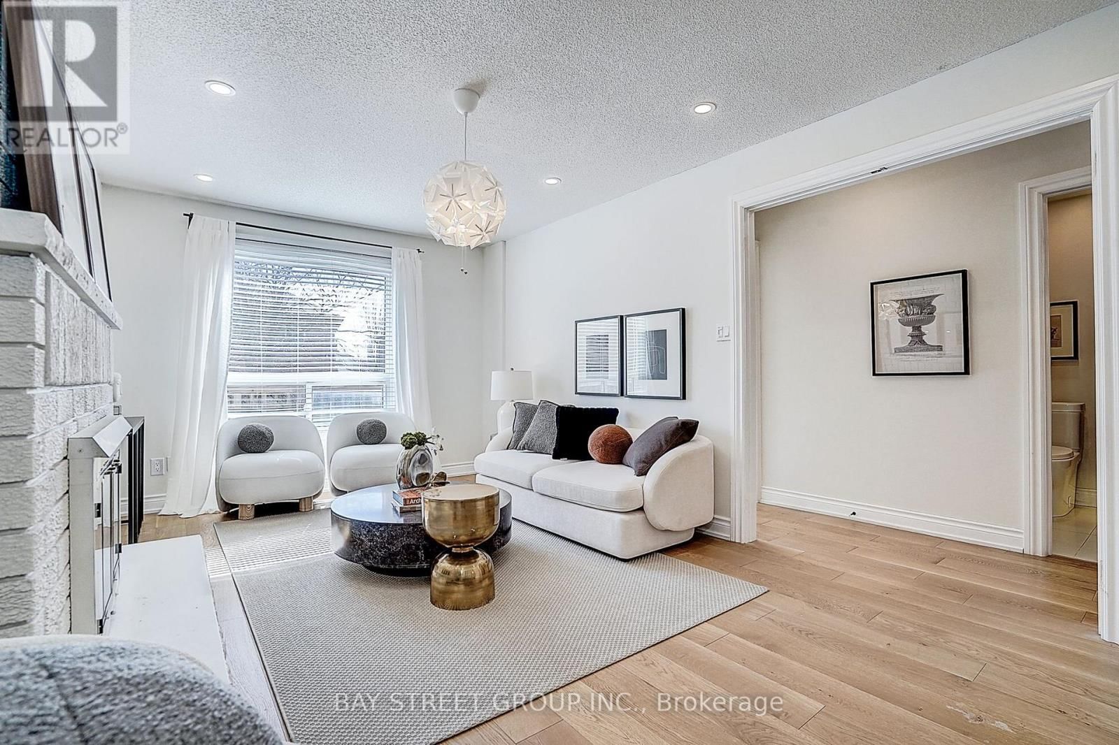 78 JOHN STIVER CRESCENT Image 21