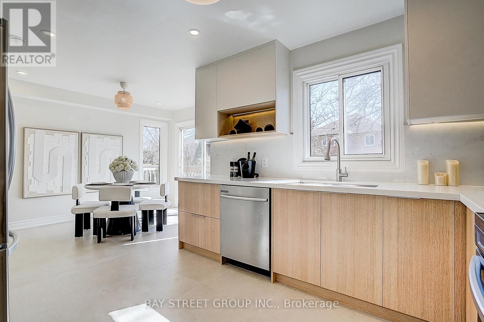 78 JOHN STIVER CRESCENT Image 28