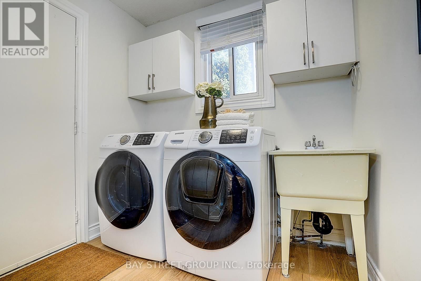 78 JOHN STIVER CRESCENT Image 31