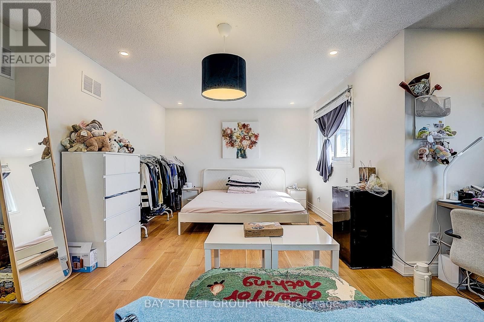 78 JOHN STIVER CRESCENT Image 34