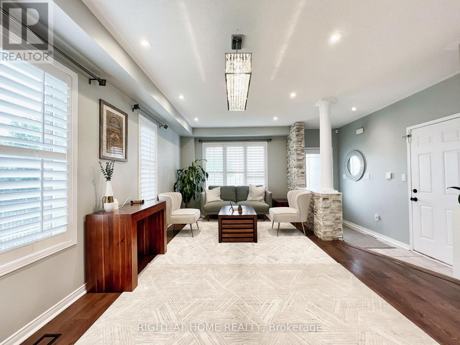 343 MILLER PARK AVENUE Image 12