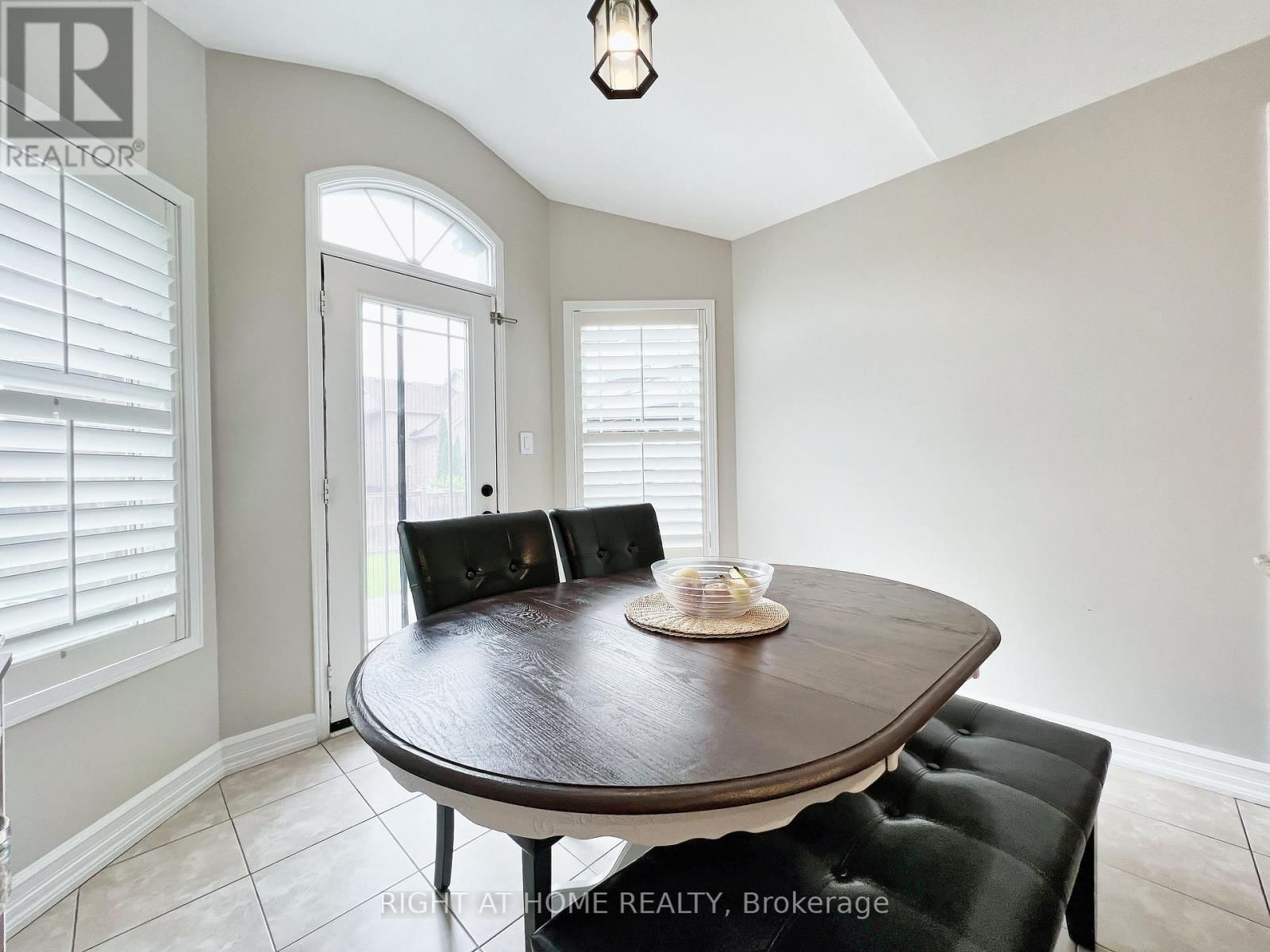 343 MILLER PARK AVENUE Image 25