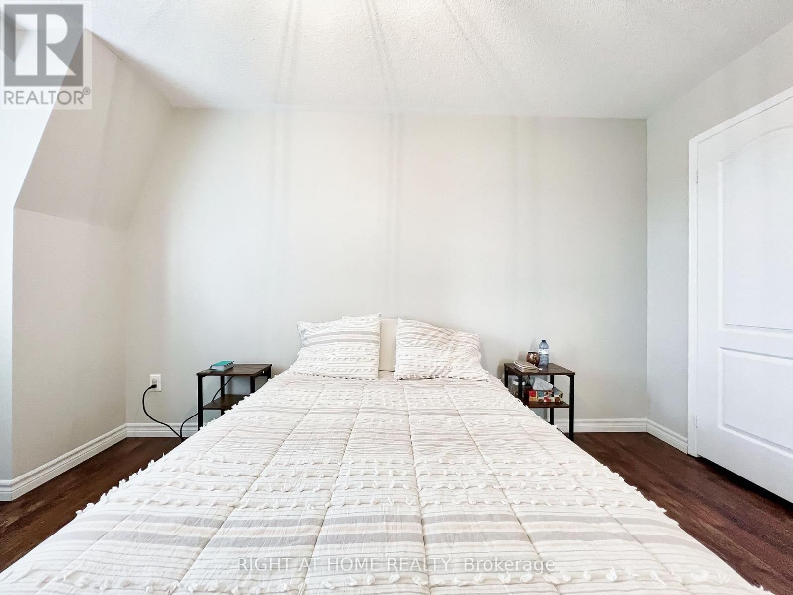 343 MILLER PARK AVENUE Image 35