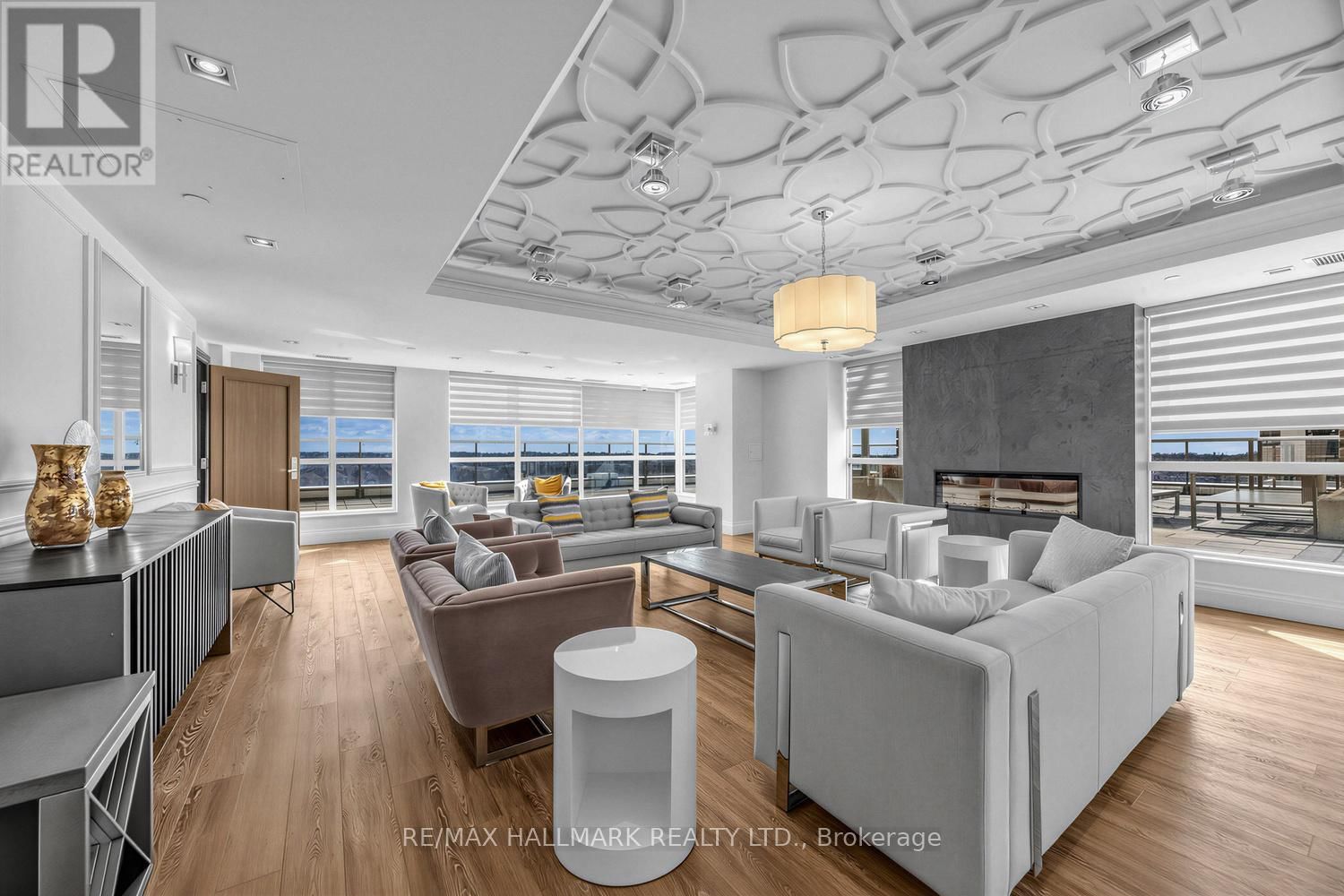 1112 - 9560 MARKHAM ROAD Image 37